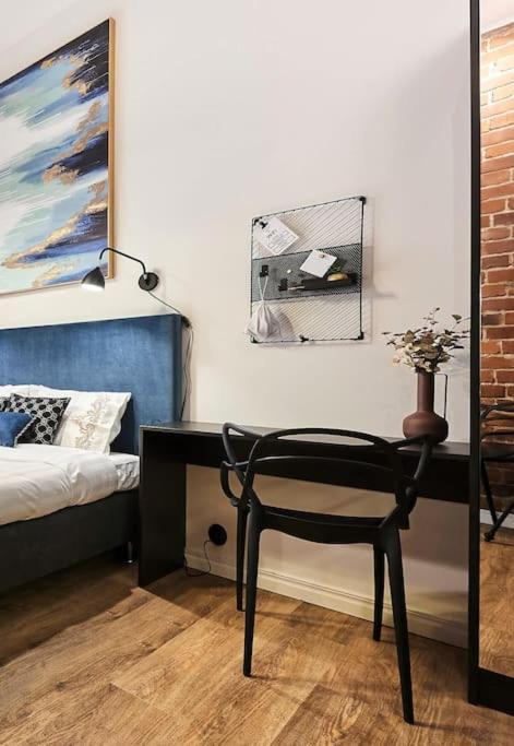 Urban-Glam City Centre Studio With A Gym And Terrace Tallin Exterior foto
