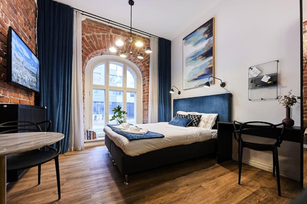 Urban-Glam City Centre Studio With A Gym And Terrace Tallin Exterior foto